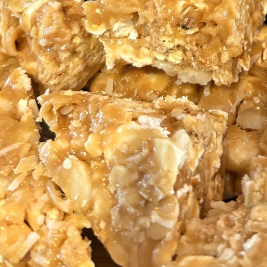 Macadamia Munch - Caramel Popcorn